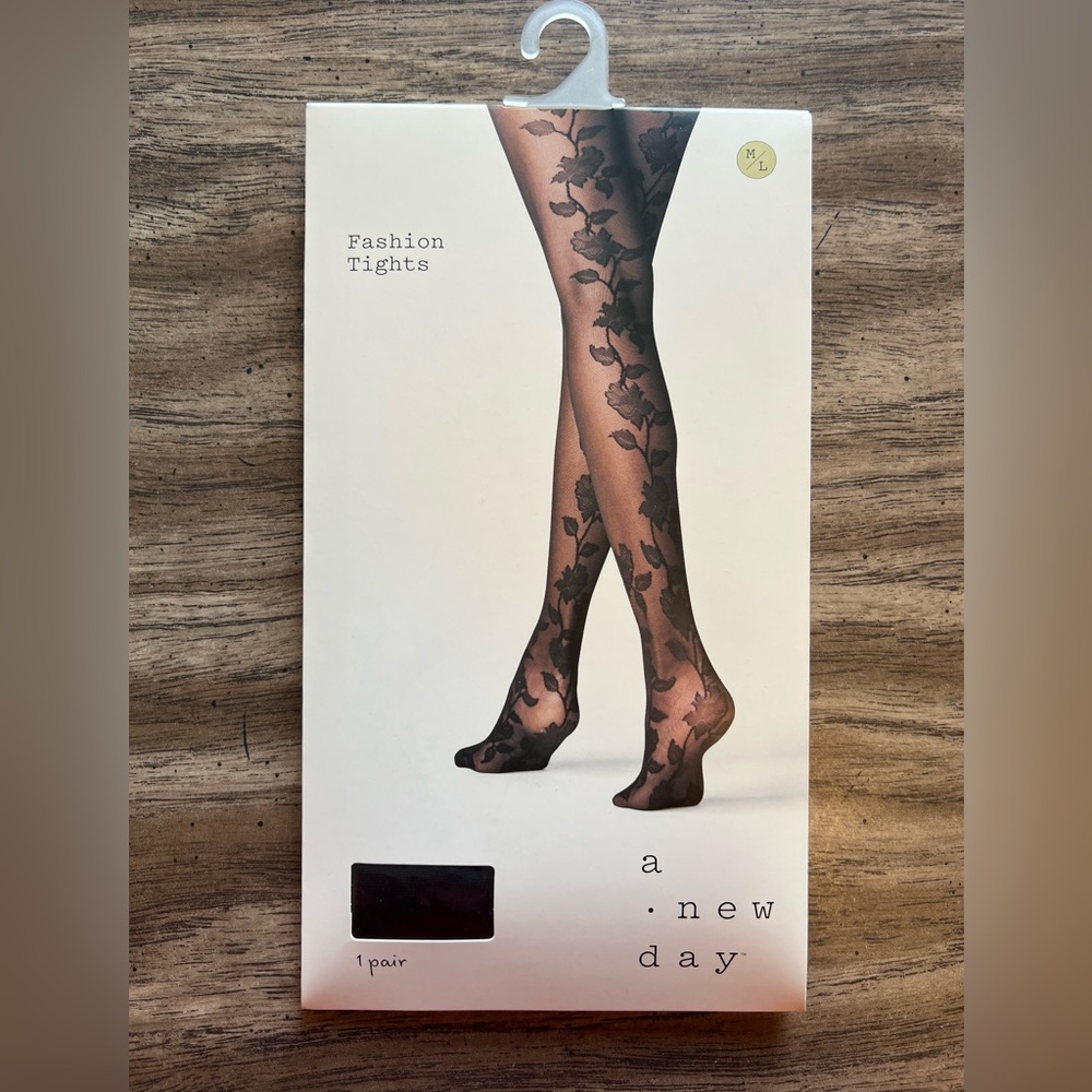 Women’s Tights With Floral Design